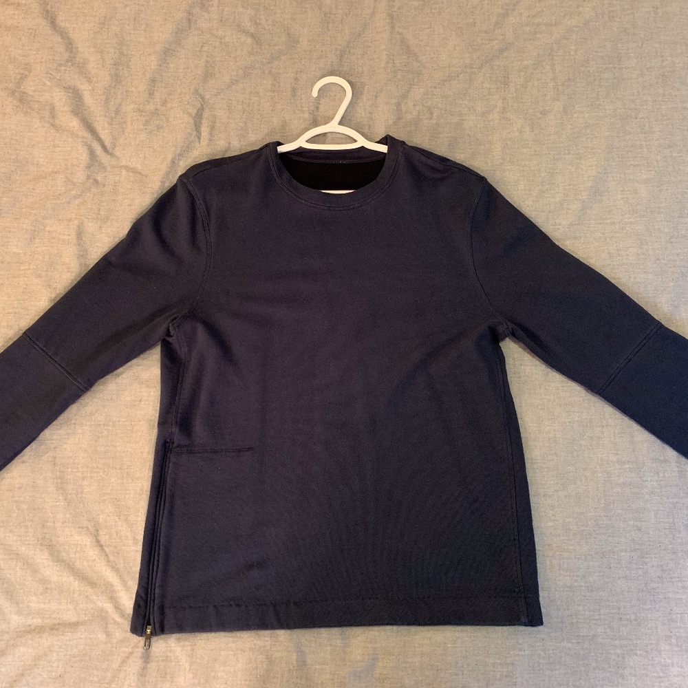 Lululemon Crew Neck Sweatshirt (Navy Blue - M)